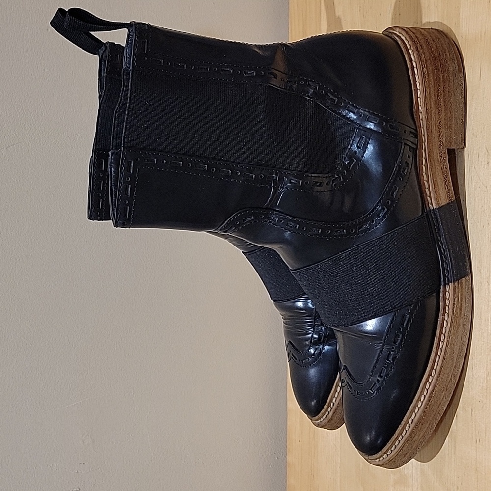 Balenciaga Black Smooth Leather Chelsea Boots